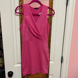 Elegant Pink Sleeveless Dress